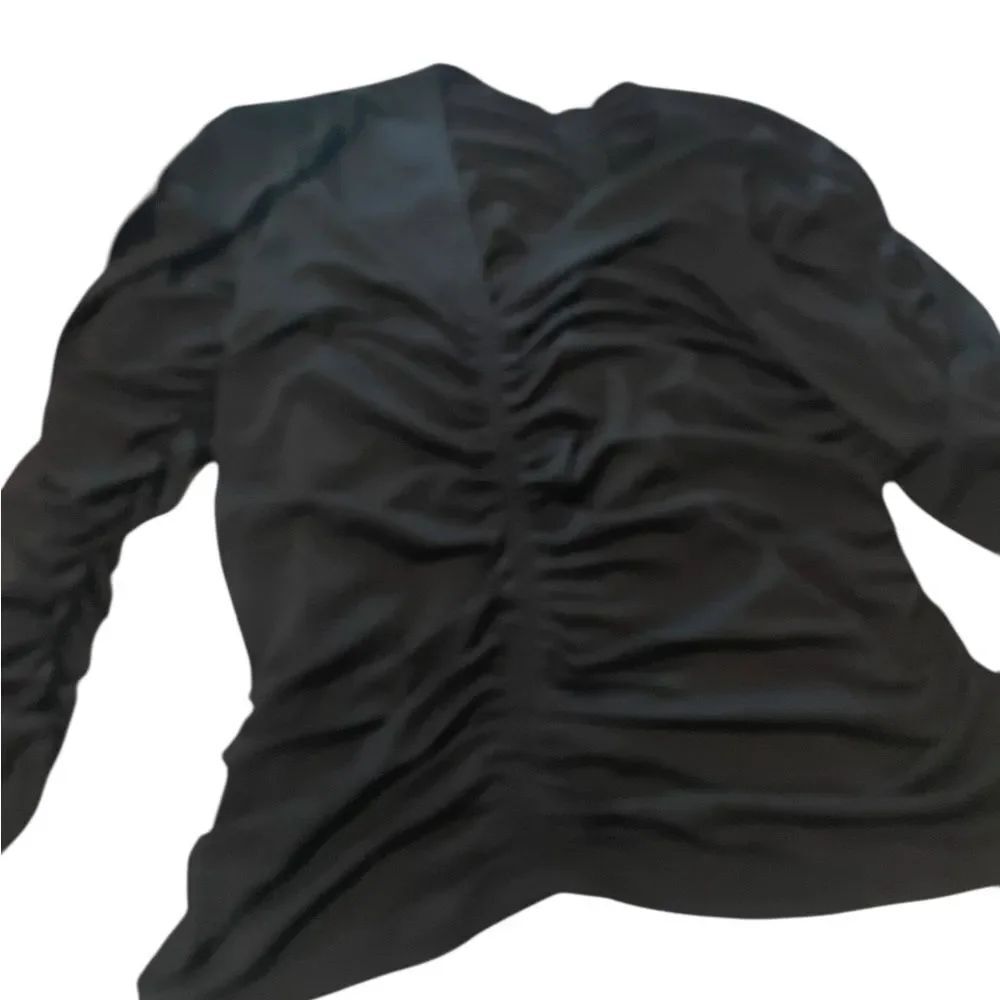 Vince Camuto size medium Black Ruched Long Sleeve Top excellent